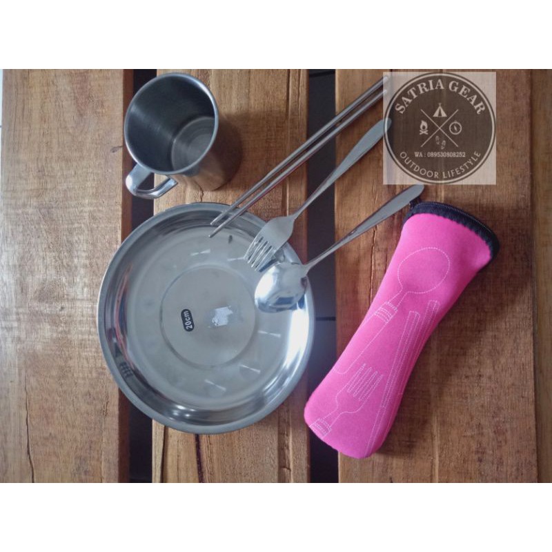 Paket alat makan minum camping traveling 1 set piring sendok cangkir stainless