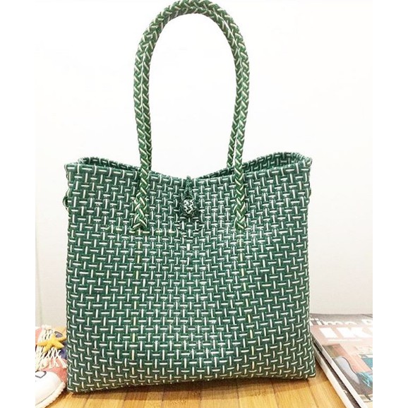 TAS ANYAMAN PLASTIK KEKINIAN WARNA HIJAU POLOS/TAS HAND MADE