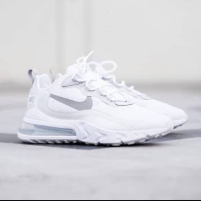 nike air 270 react grey