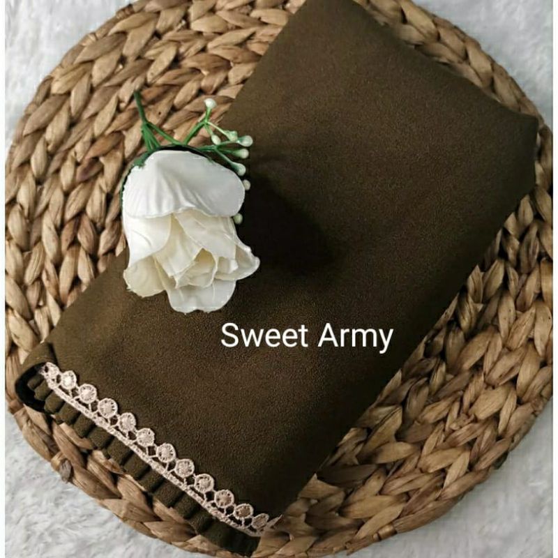 BERGO MARYAM KCB-LIPIT RENDA/AL'FADANI HIJAB-Sweet army