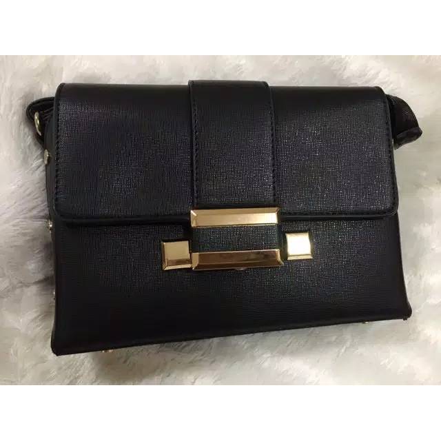 Preloved lorica by elizabeth