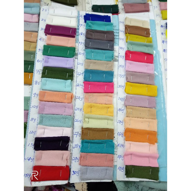 Kain/bahan Diamond Crepe atau Diamond Georgette