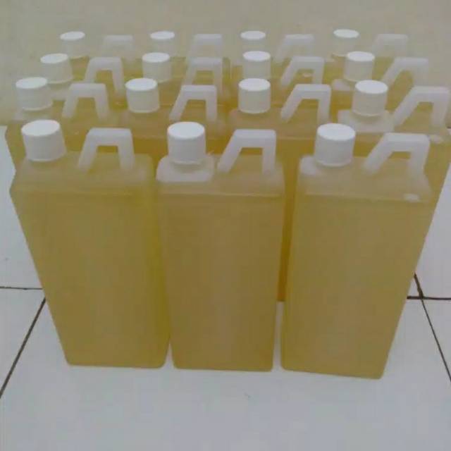 Minyak kelapa Asli ,1 liter