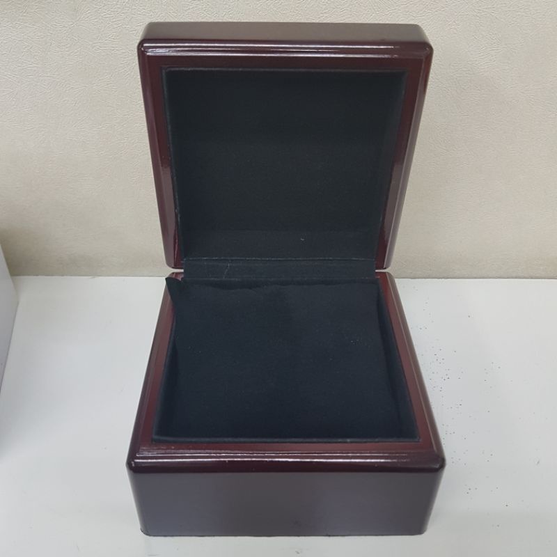 BOX KAYU//BOX JAM TANGAN KAYU//BOX JAM TANGAN