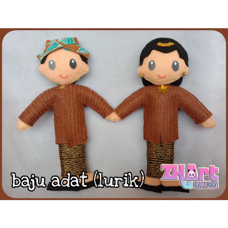 Boneka Adat Jawa Baju Lurik