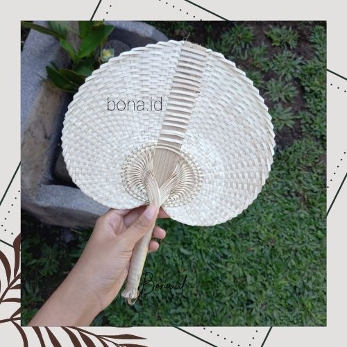 Kipas Anyaman Lontar Bali
