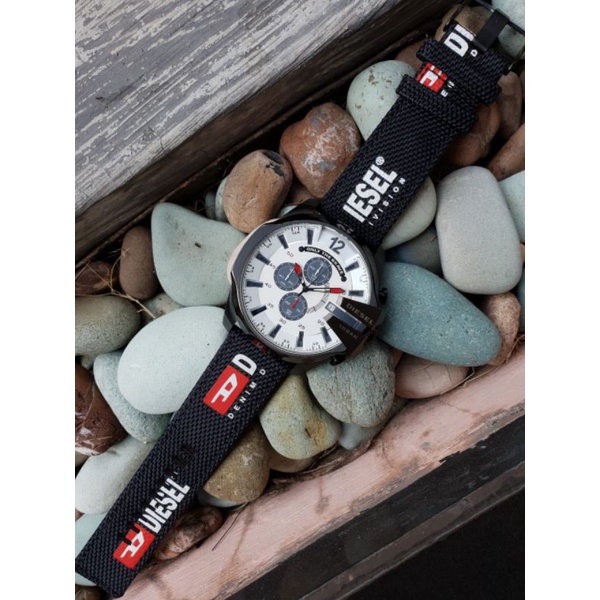 JAM TANGAN DIESEL PRIA MASTERCHIEF STRAP CANVAS ORIGINAL BM