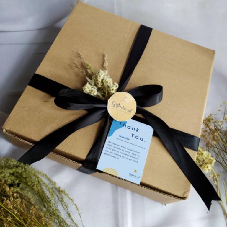 

New_Product |j18✾ Gift box Snack Murah Berkualitas / Hampers Snack / Hampers Box / Kado Ulang Tahun / Kado Wisuda