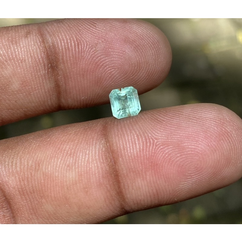 Batu zamrud Colombia natural Zambian emerald Columbian emerald Dim 5.5x5.5x4.5