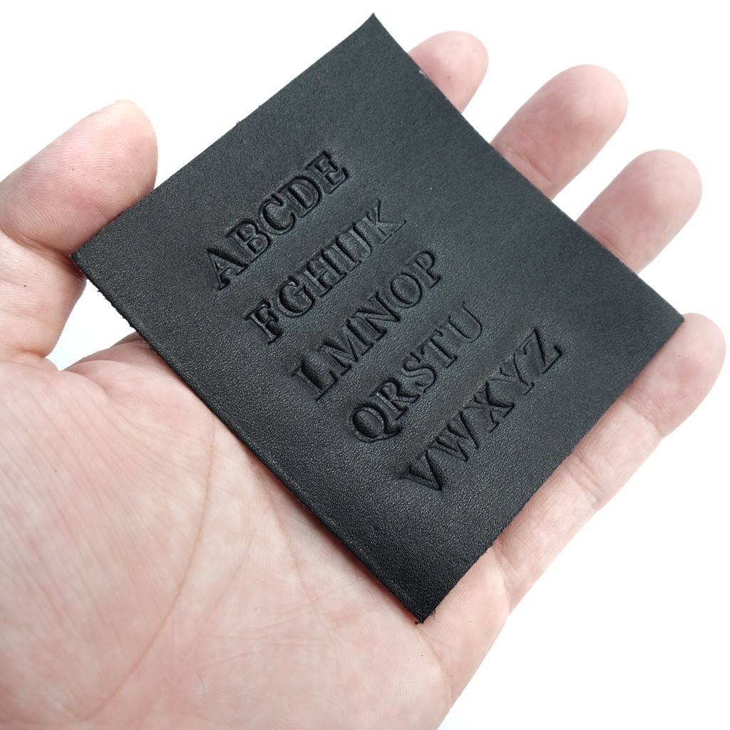 Nota Custom Nama embos pada dompet kulit asli 5rb / huruf