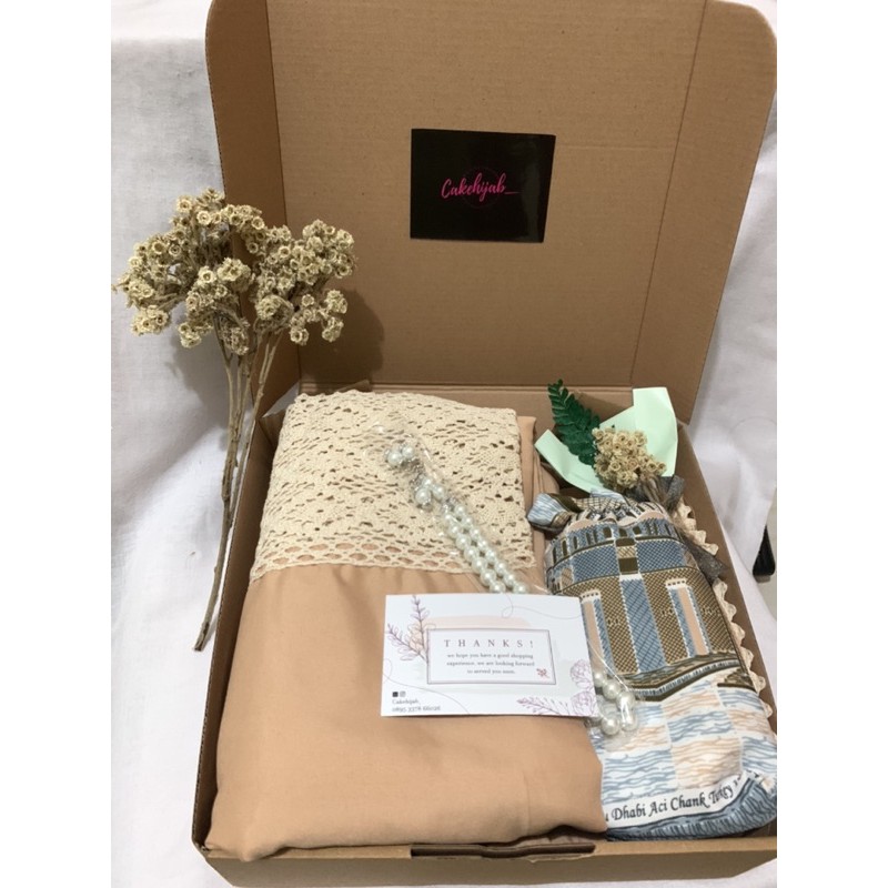 Kado box mukena//gift box//mukena