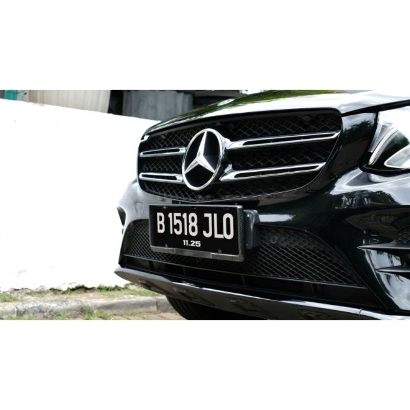 Nemo Tempat / Dudukan Plat Nomor Mobil Carbon