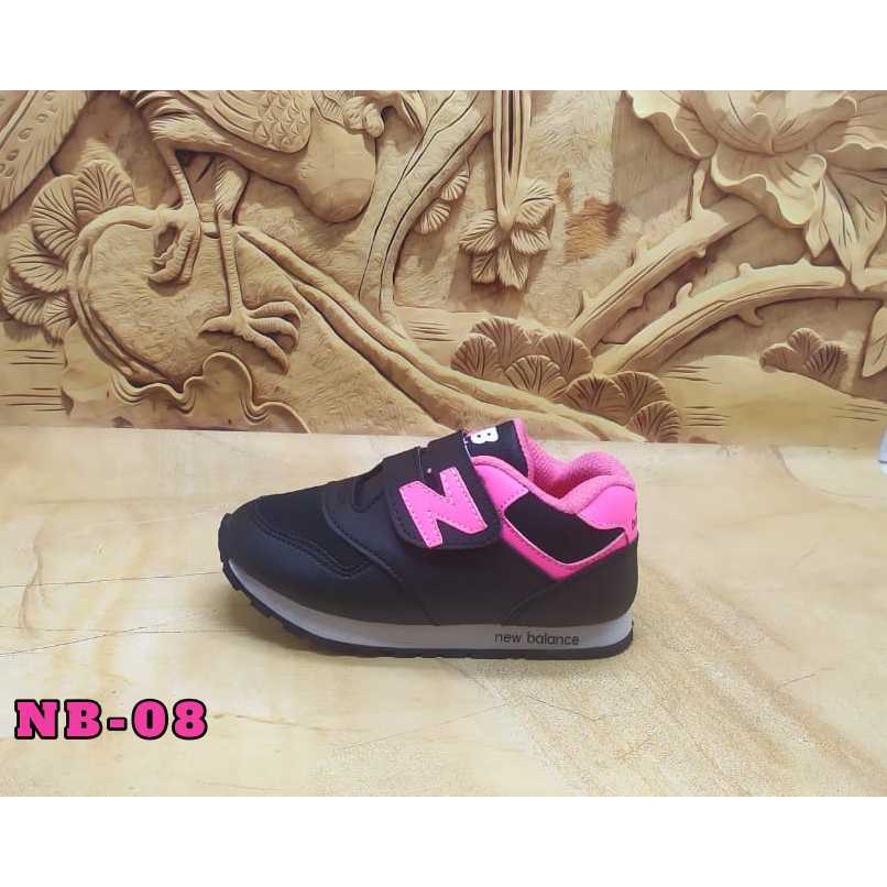 SEPATU ANAK PEREMPUAN CEWEK SEKOLAH PAUD TK SD SNEAKERS SPORT OLAHRAGA CEWE UMUR 1 2 3 4 5 6 7 TAHUN  SPATU SNEAKER ANAK USIA BALITA FASHION OOTD KADO ANAK KECIL-1