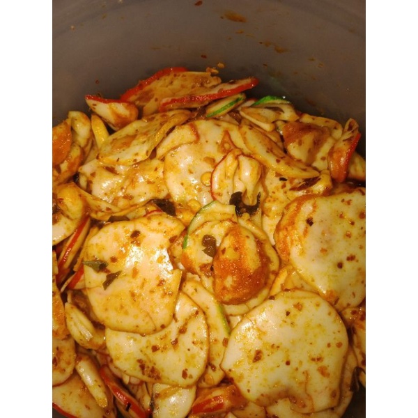 

Kerupuk seblak pedas daun jeruk