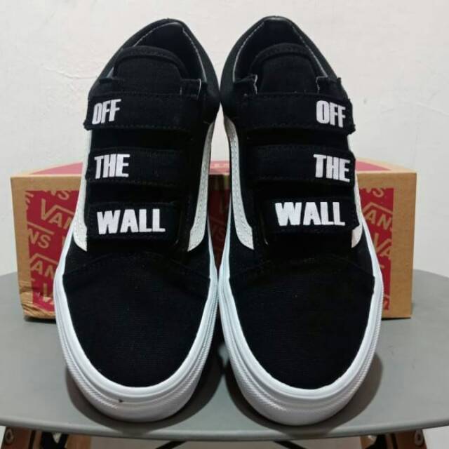vans off the wall old skool v black & white shoes