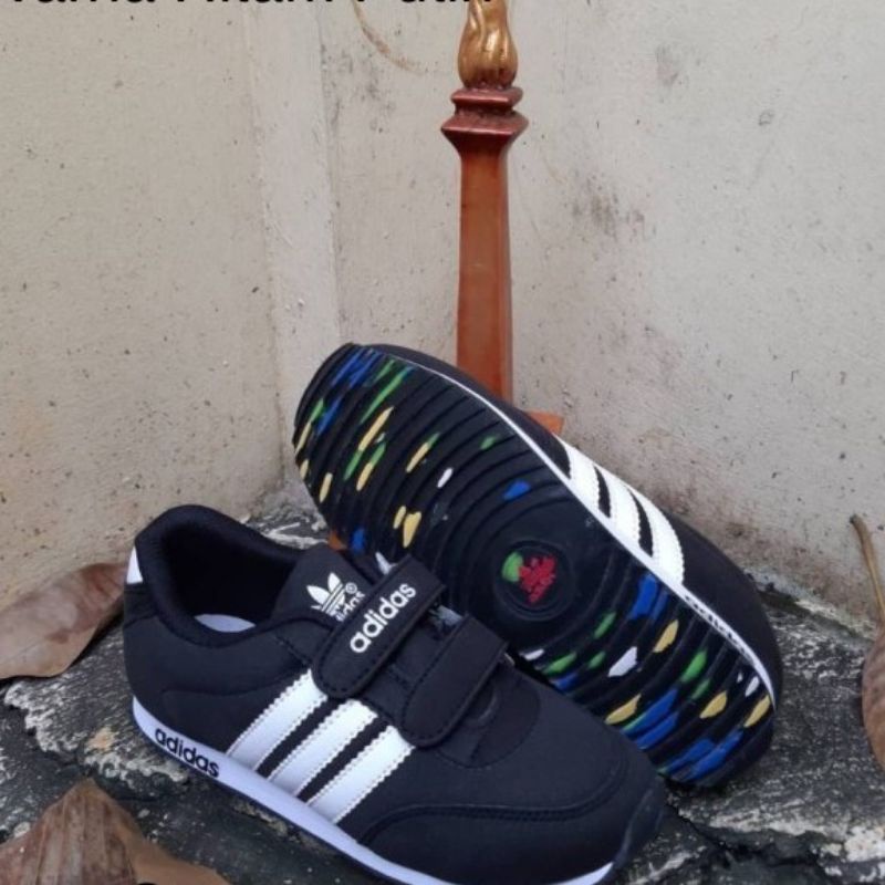 Sepatu Anak Adidas Black / Sepatu Anak Sekolah Adidas / Sepatu Sekolah