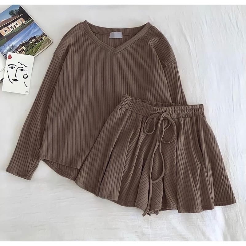 Setelan Wanita Santai Sonia Celana pendek setelan olahraga