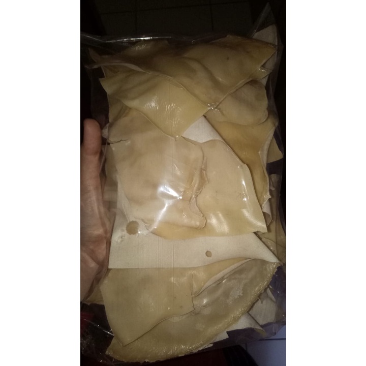 

KERUPUK ATUT