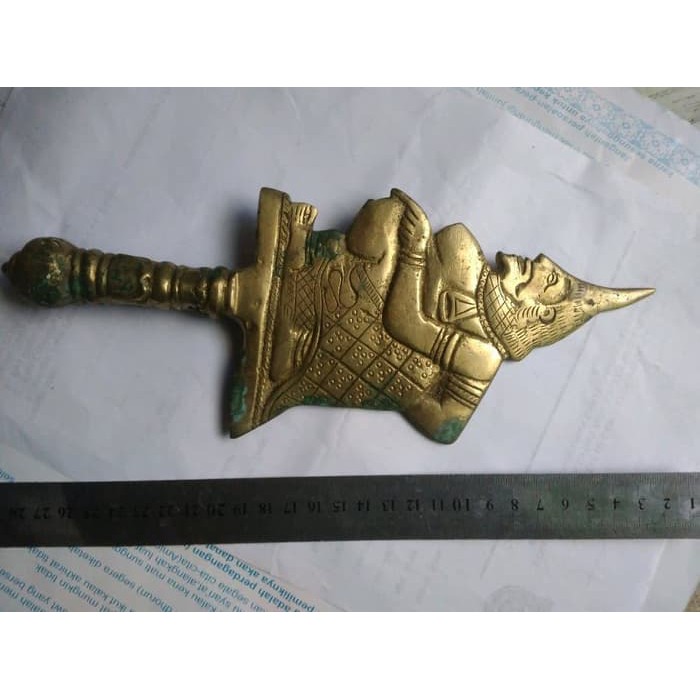 koleksi antik wayang Semar kuning kuncung wayang ukir keris kuno hiasan ukuran besar sesuai gambar