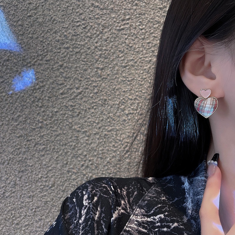Anting Tusuk Bentuk Hati Bahan 925 silver Untuk Wanita
