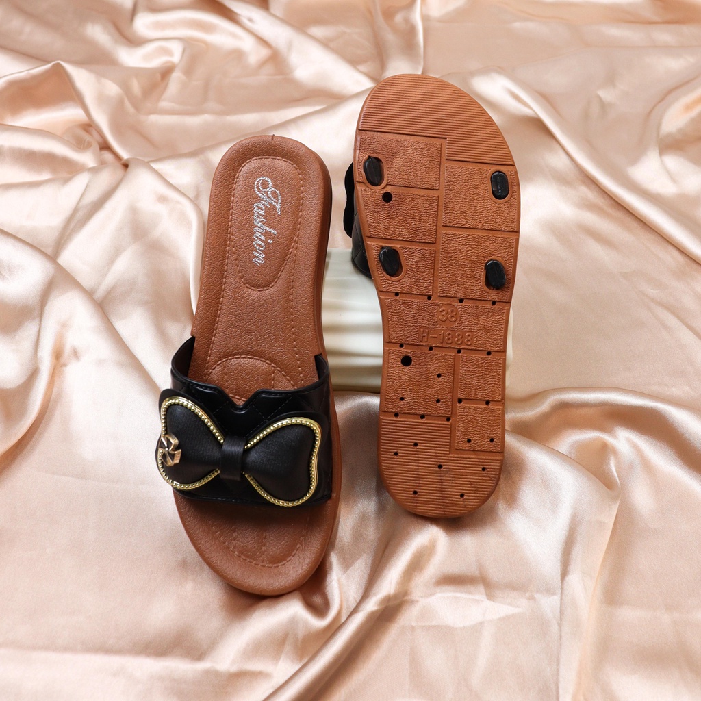 Kevia Sandal Pita Wanita Slip On - Demorin Sendal