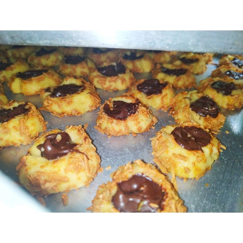 

NASTAR DAN CHOCOCHEESE COOKIES