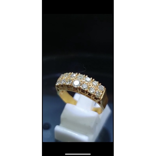 Cincin listring emas berlian