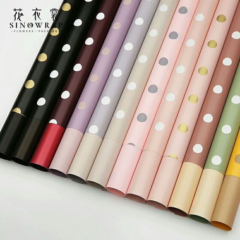 

Kertas bunga wrapping paper Polkadot