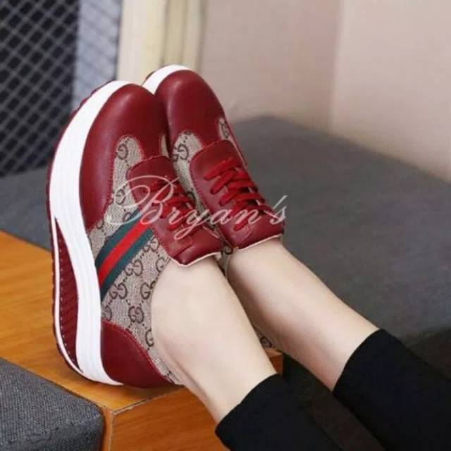 Sepatu Wedges gucci tali merah