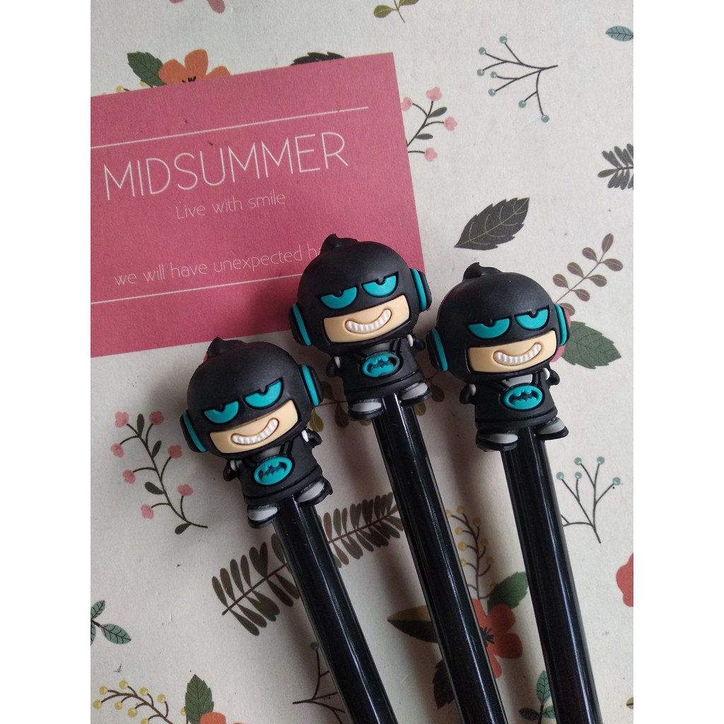 

Pulpen Karakter Batman Hitam