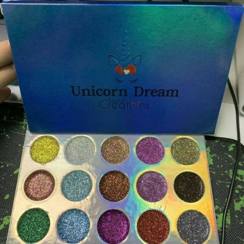 BEAUTY CREATION UNICORN DREAM EYESHADOW