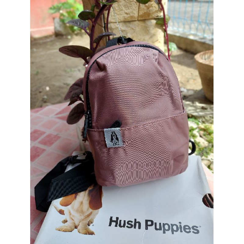 Hush PUPPIES  sling bag Man. Tag 799 SALE 379 rb