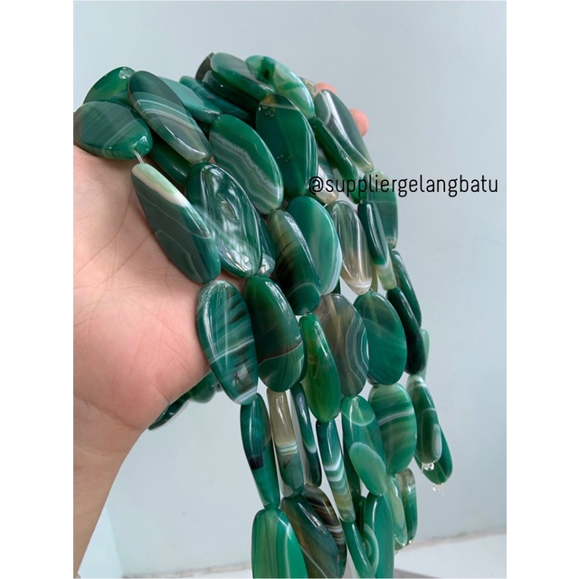 batu alam Penden simba oval green carnelian 2 x 4 cm warna hijau agate