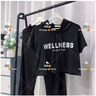 SETELAN WANITA LENGAN PANJANG ADEM IMPORT WELLNESS CROP HODDIE