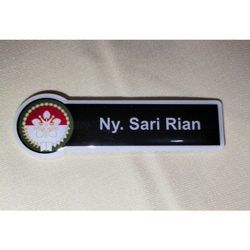 

Nametag Dharma wanita