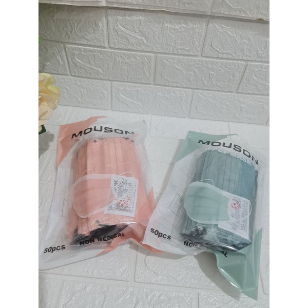 Masker 3ply Mouson isi 50pcs earloop