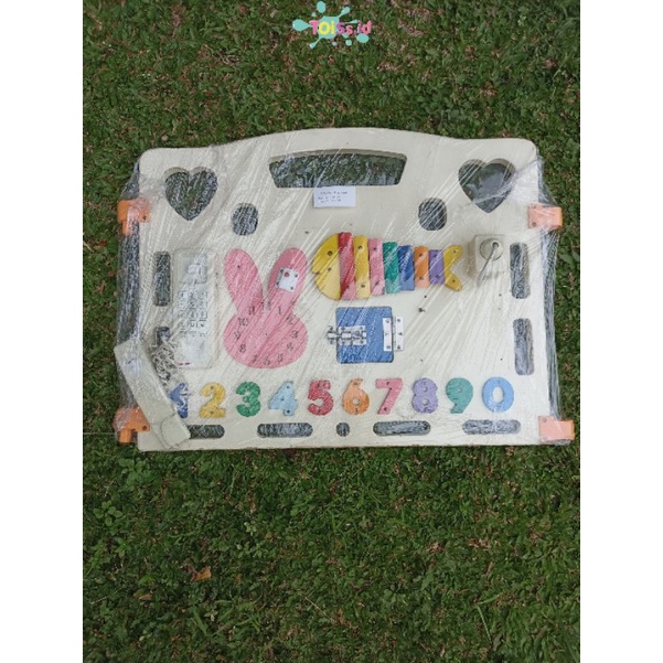 Preloved Coby-Haus-Busy-Board