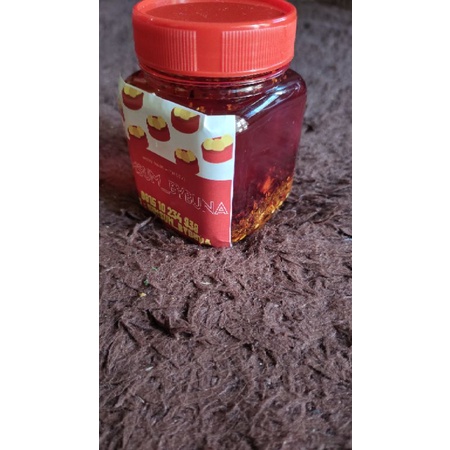 

Chili oil