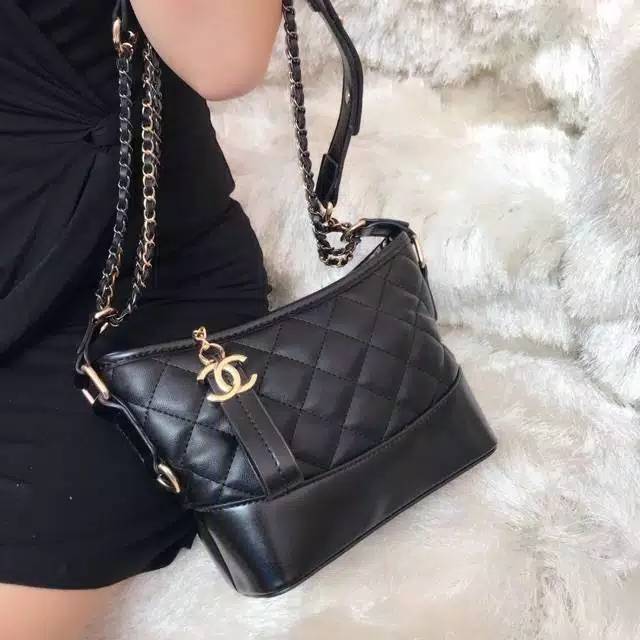 Selempang GUCCI Sylvie Mini Snapshot Camera Sling Bag Wanita Code 123 MJ oval