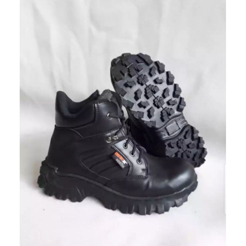 SEPATU SEFTI KING MOTECAR UJUNG BESI 6INCI