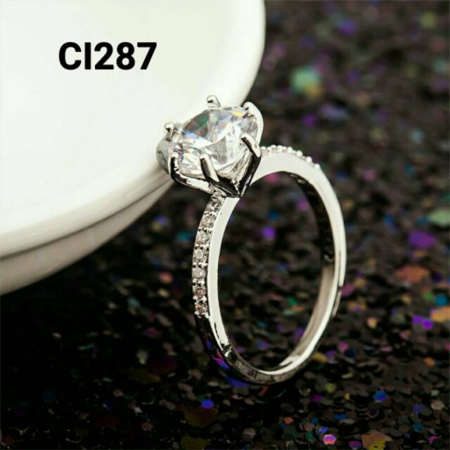 Cincin lapis emas 18k hias cubic zirconia berkilau CI287