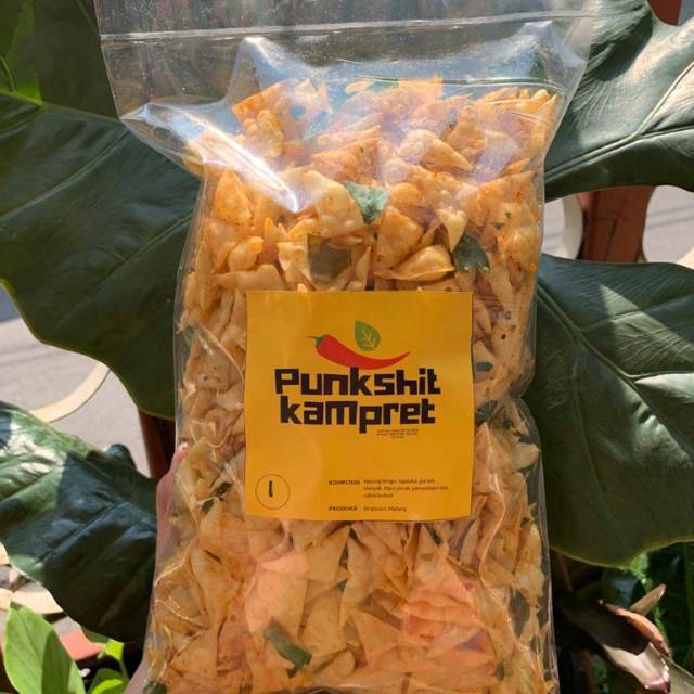 

KRUPUK PANGSIT PEDAS JUMBO