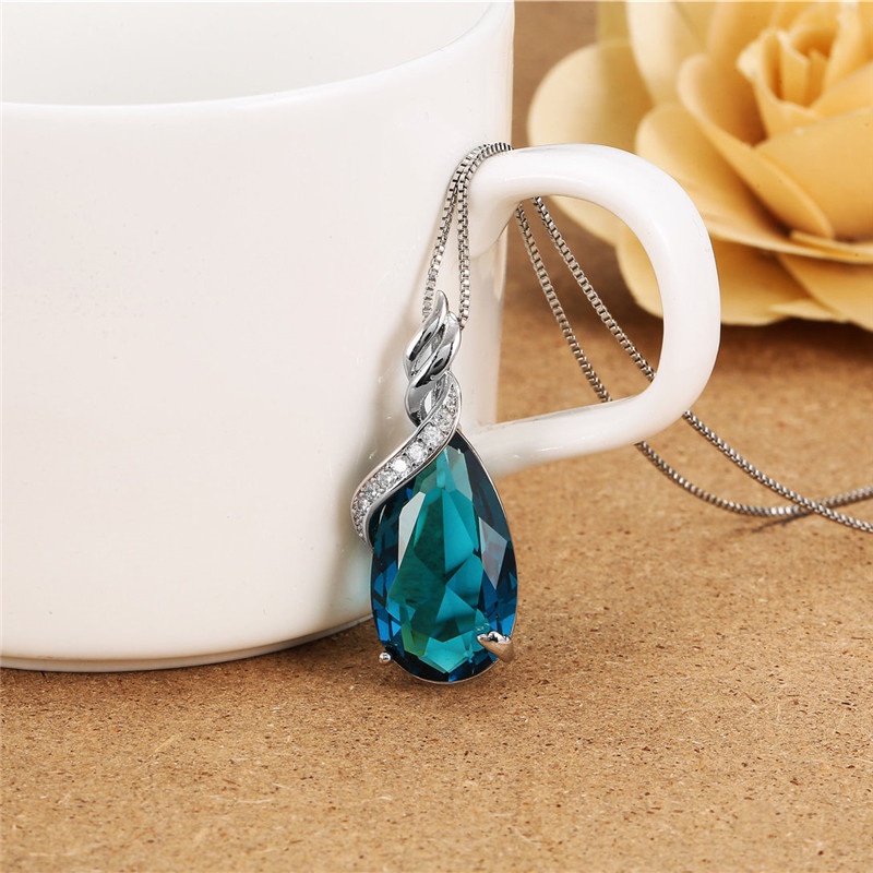 [Ready Stock]Fashion 925 Silver Drop-Shaped Sapphire Blue Crystal Pendant Necklace