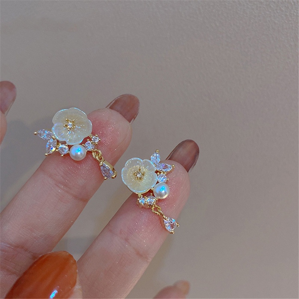 Anting Mutiara Bentuk Bunga magnolia Gaya Retro Perancis Untuk Wanita