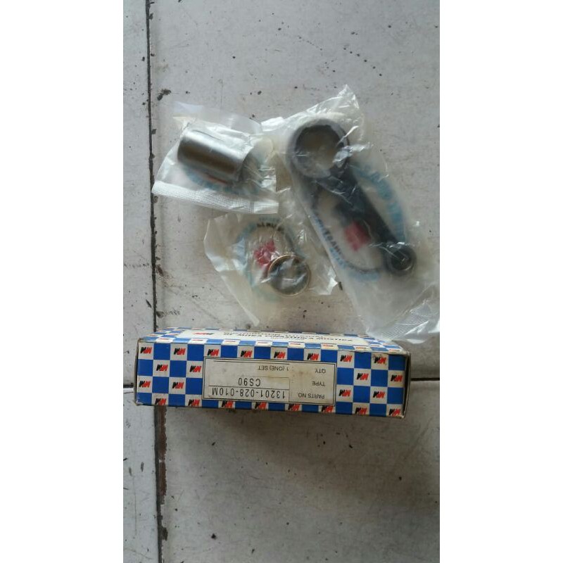 Stang Piston / Connecting Rod Honda S90