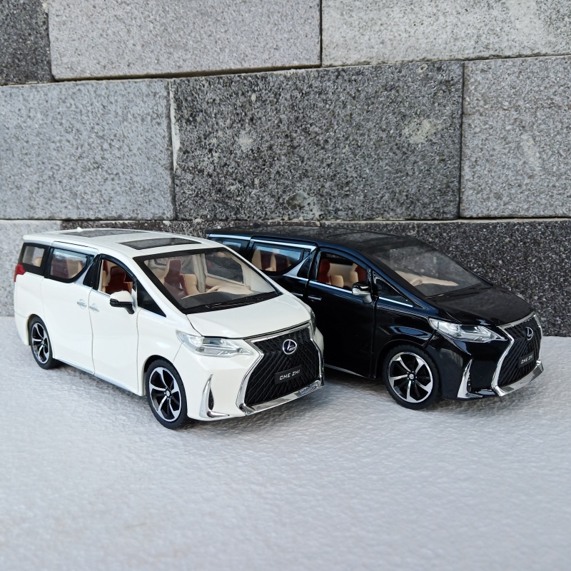 LEXUS LM300h Parfume Pewangi Pengharum Mobil Parfum Pajangan Miniatur Diecast Mobil