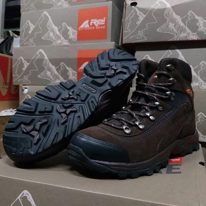sepatu Gunung AREI Kagera Hiking