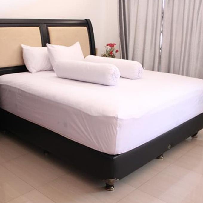 Sprei Hotel Polos Putih King Size Bahan Katun