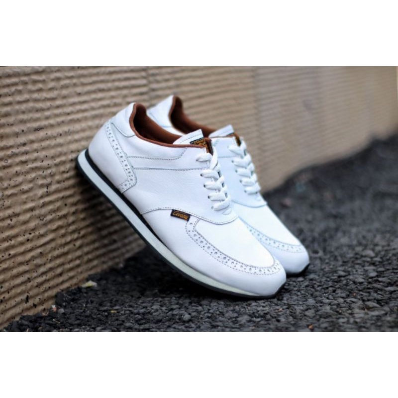 EZRA PUTIH -Sepatu Casual Kasual Sneakers Pria Kulit Asli/Cowok Sporty Lokal Ori Original Footwear