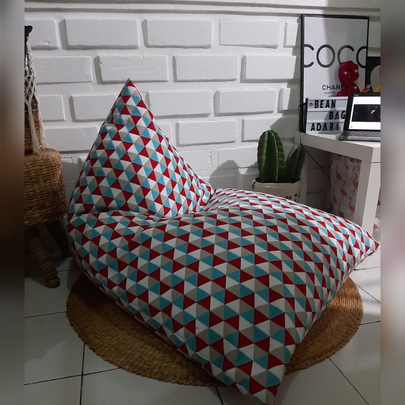 Beanbag Triangle Kanvas Size L Komplit